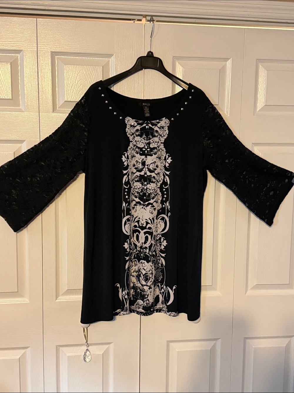 Style & Co. Black Tunic with White Ornate Center Print and Lace Sleeves